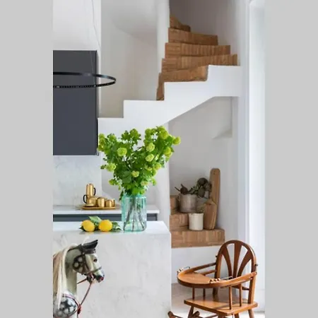 Casa Luce, A Burghesius شقة